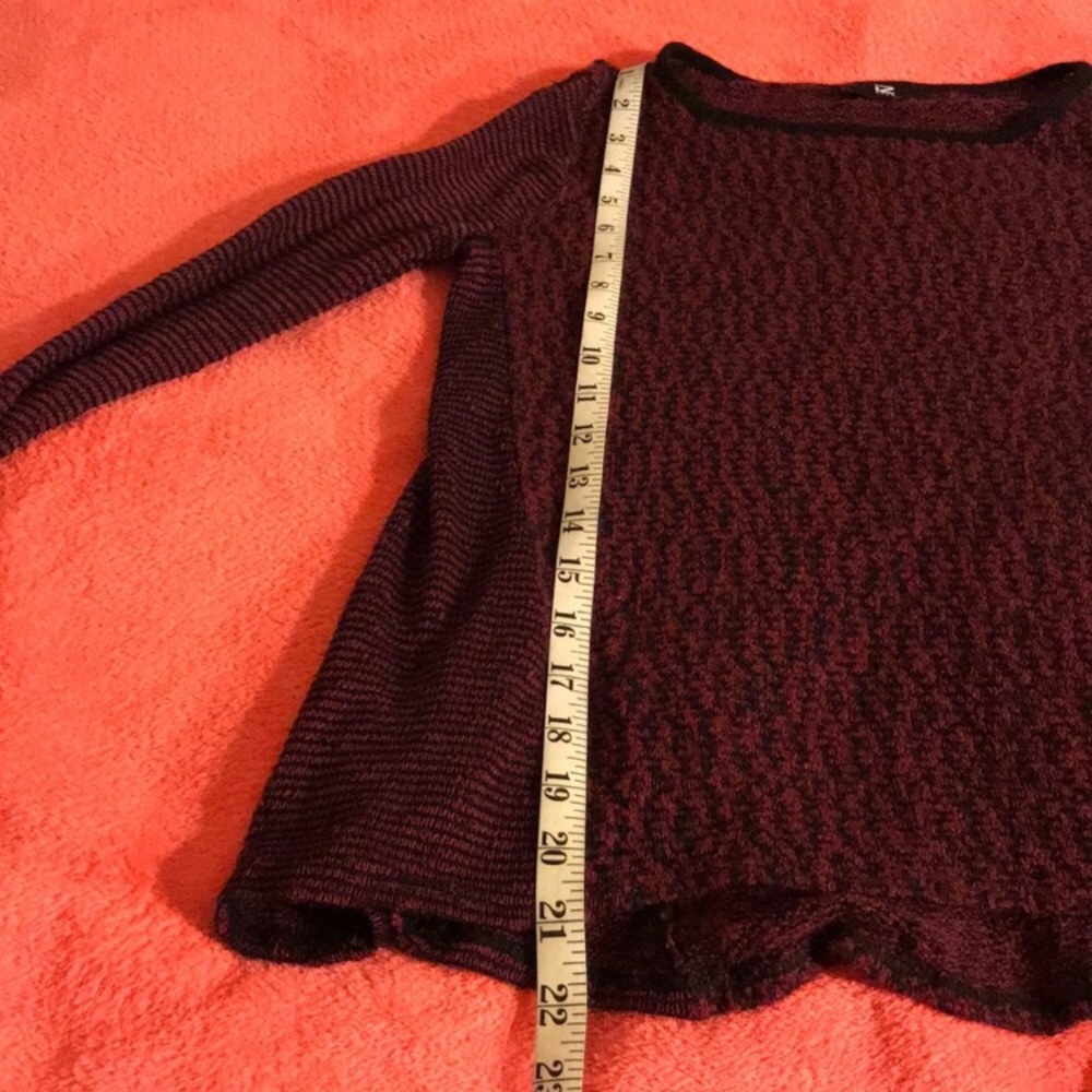 IZ Byer Knit Pullover Sweater